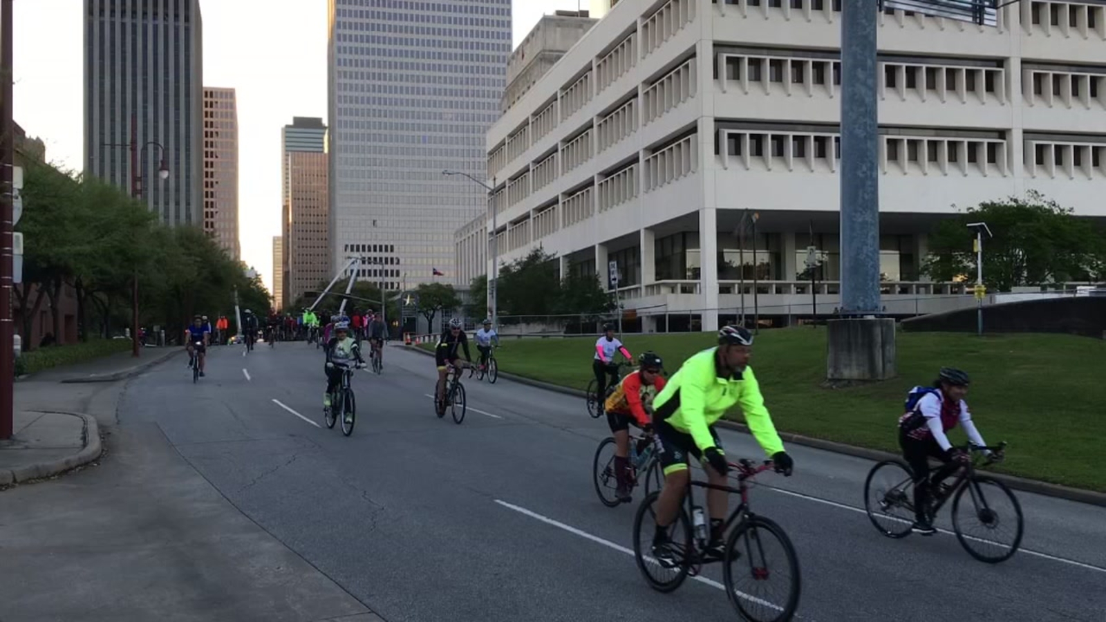 Annual Tour de Houston rolling this morning ABC13 Houston